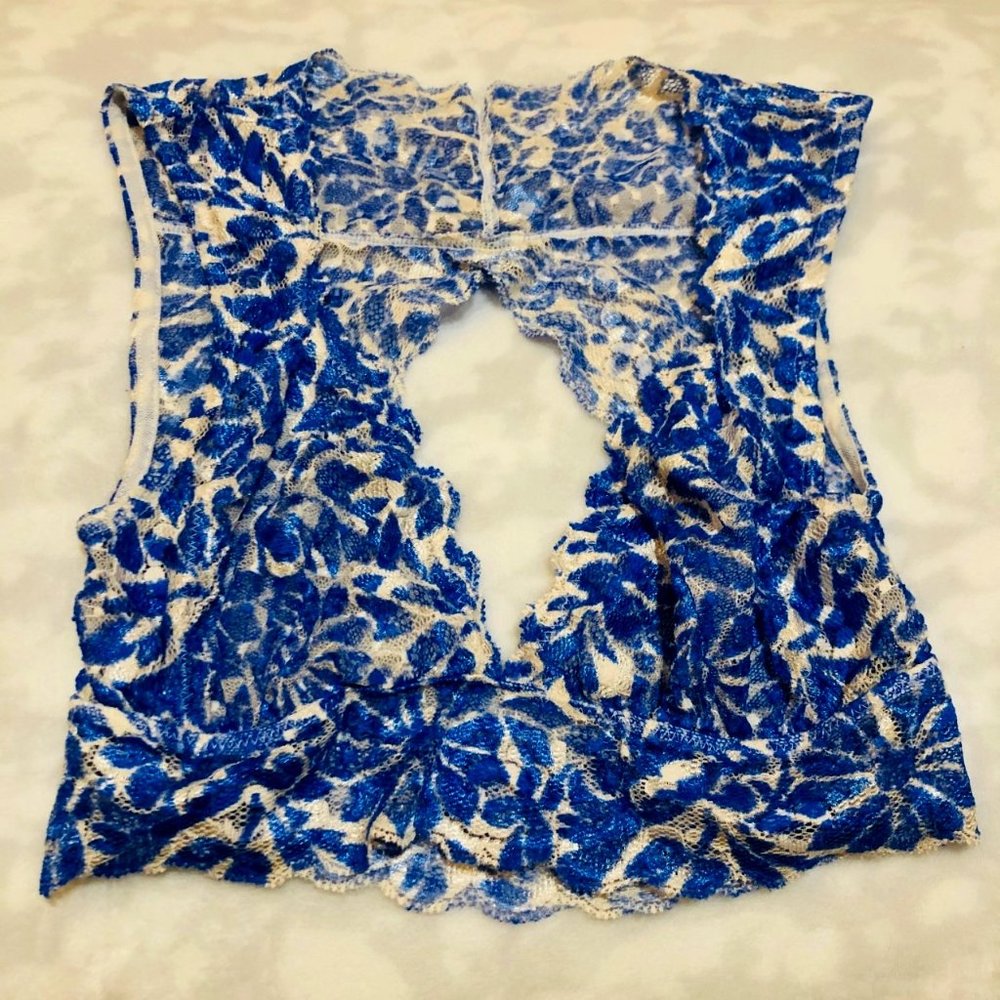 Free People Size Extra Small, Blue and White Bralette